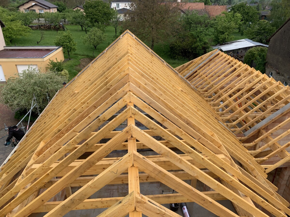 NB Toitures : travaux de couverture et zinguerie par un charpentier vers Mulhouse dans le Haut-Rhin Illzach 2